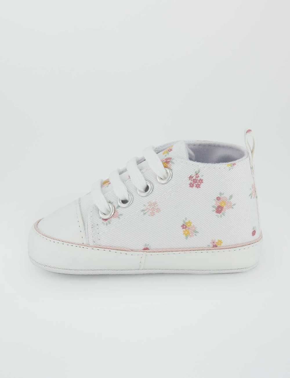 Baby girl high top clearance trainers