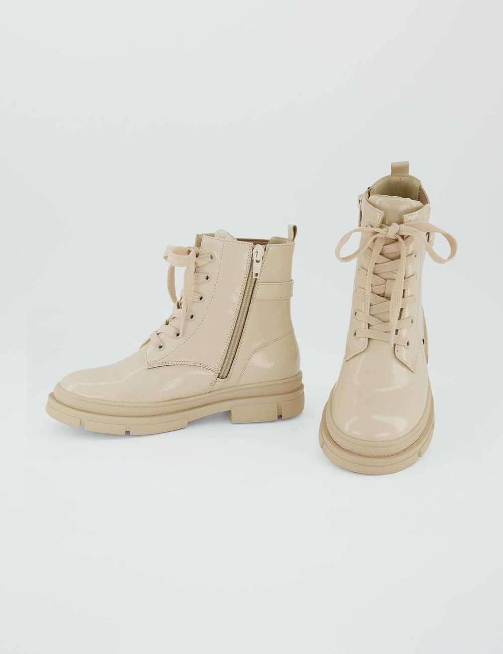 Solid Lace-Up Ankle Boots price in UAE, Noon UAE