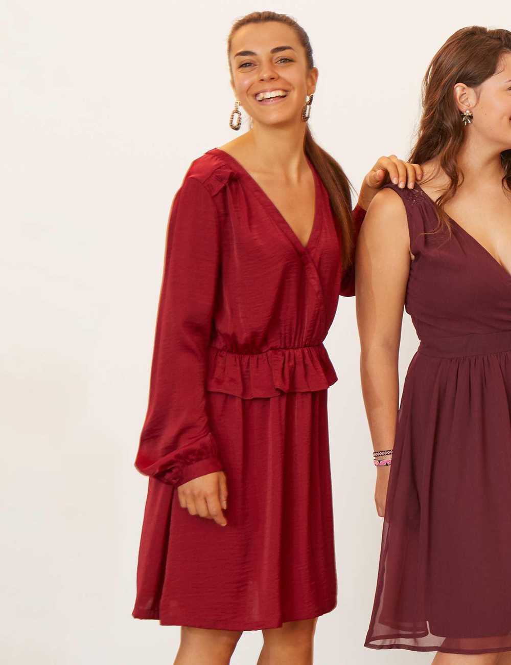Buy Frilled satin-effect wrap dress Online in Dubai \u0026 the UAE|Kiabi