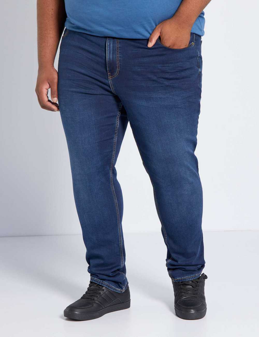 Buy Slim-fit stretch jeans Online in Dubai & the UAE